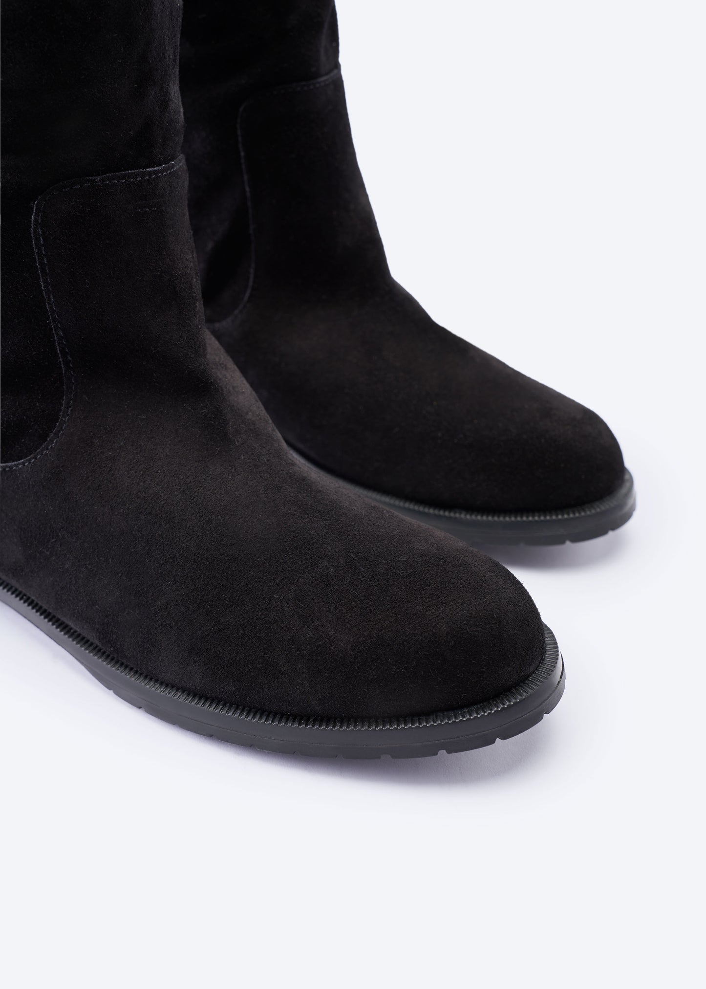 Viscata Cremona Black Suede Women Flat Boots Rounded Closed Toe Close-up
