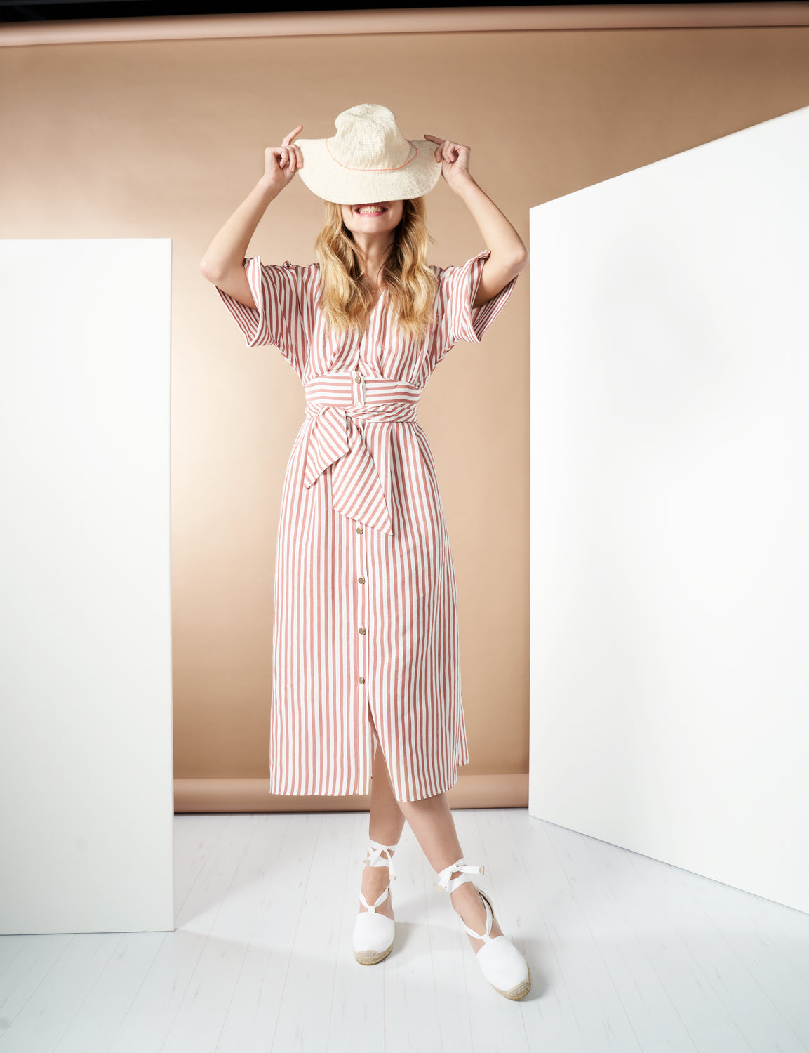 Escala Limited Edition White Canvas Lace Up Women Espadrille Wedges Outfit