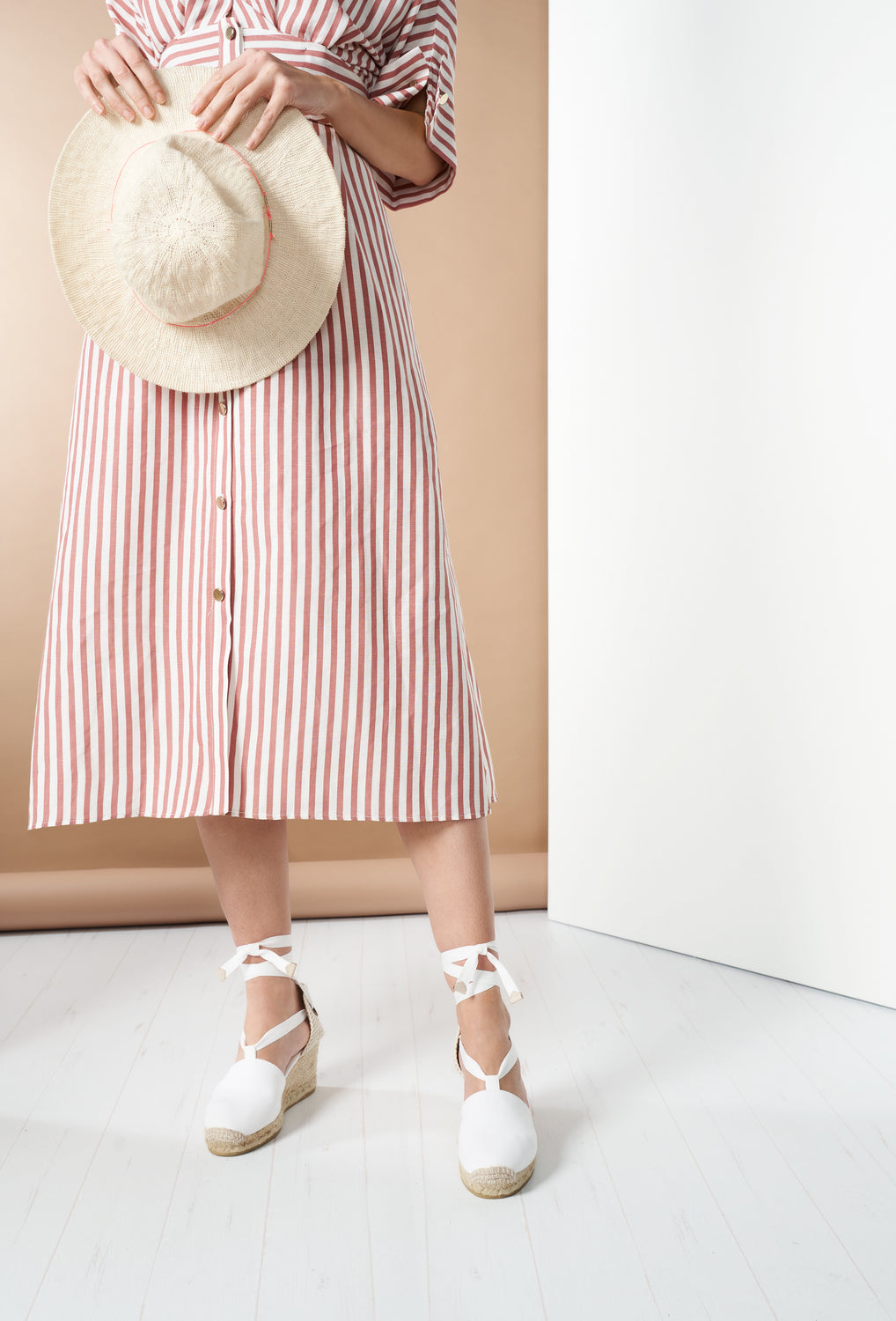 Escala Limited Edition White Canvas Lace Up Women Espadrille Wedges Legs