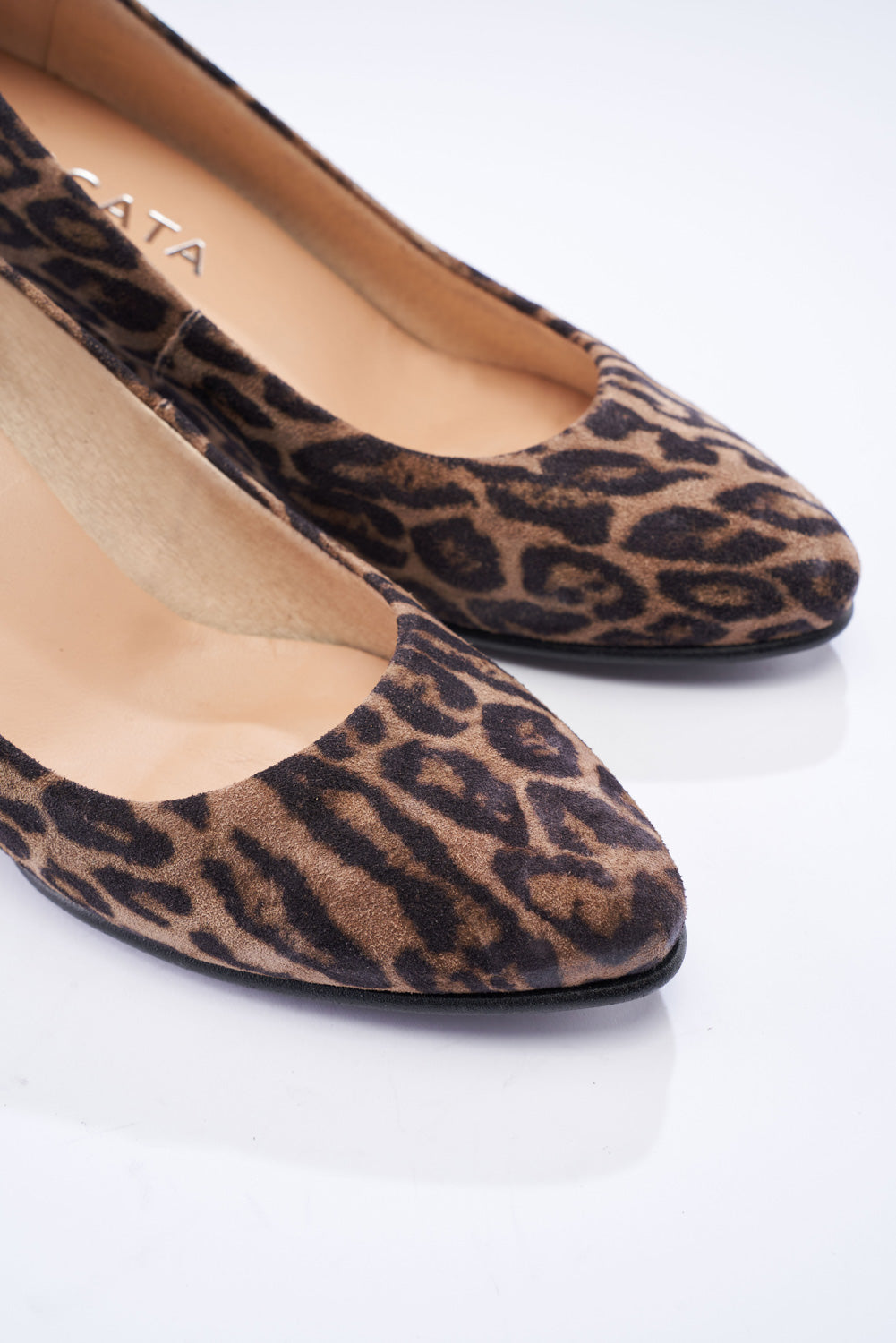 Verona Animal Print Suede Slip On Women Wedge Pointed Close-toe Detail