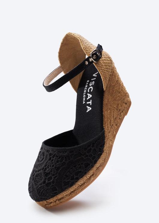 Satuna Crochet Wedges
