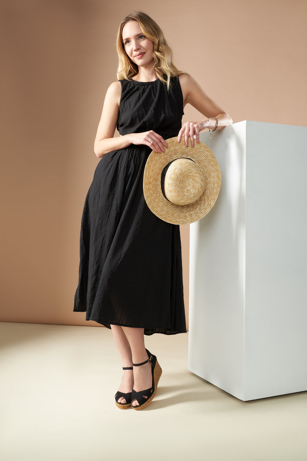 Aiguablava Black Canvas Ankle Strap Woman Espadrille Wedges Outfit