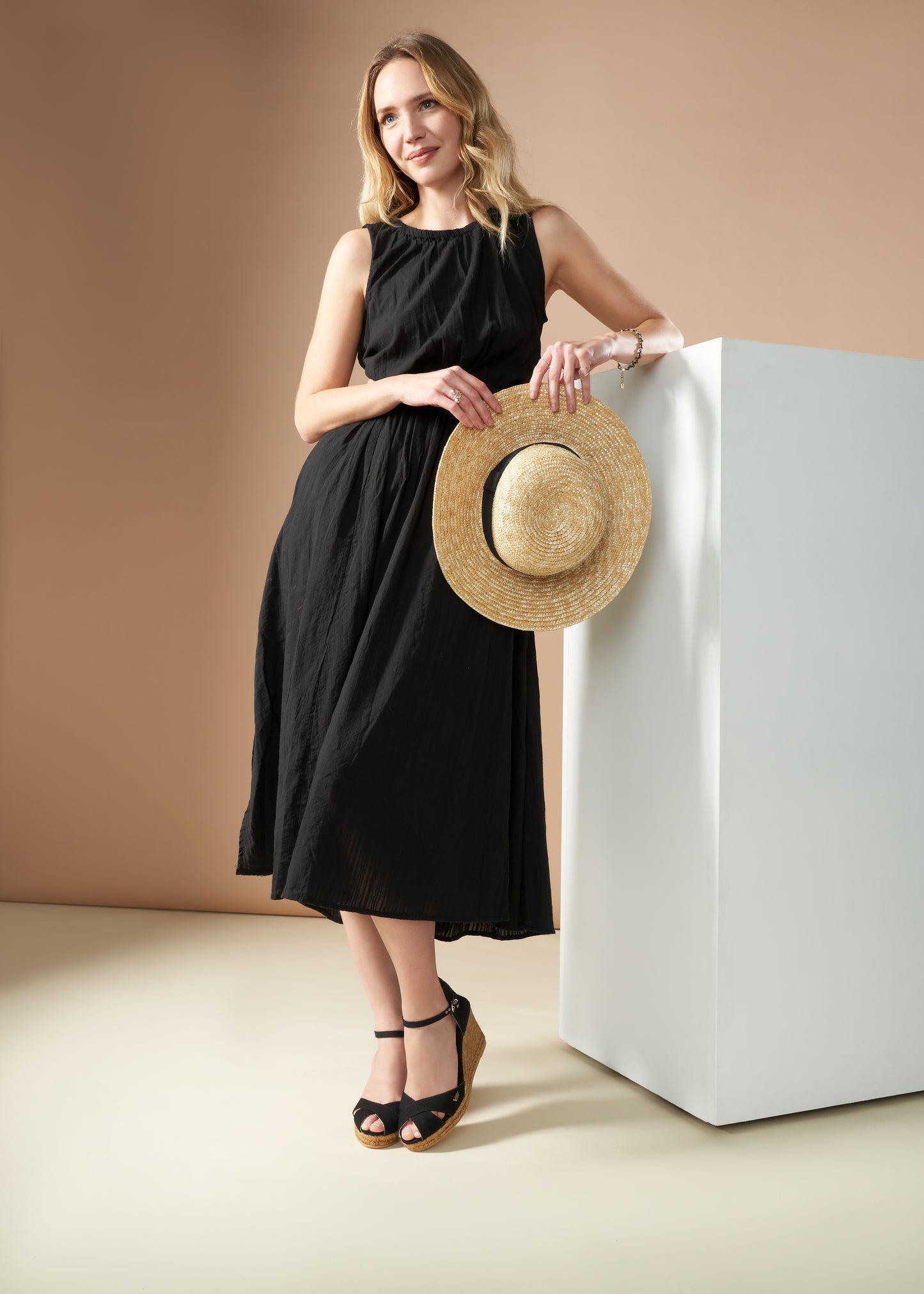 Aiguablava Black Canvas Ankle Strap Woman Espadrille Wedges Outfit