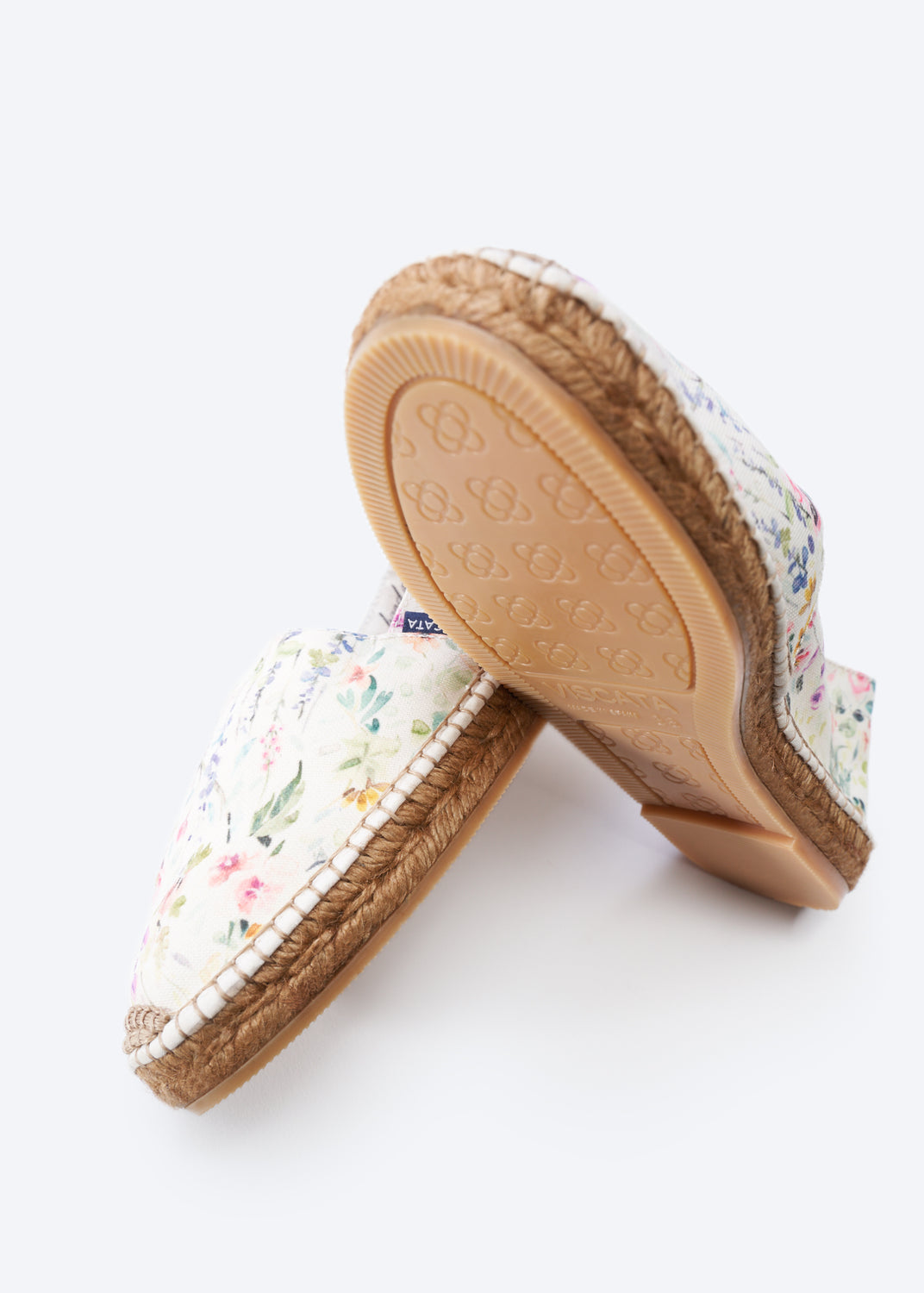 Barceloneta Limited Edition Small Flower Pattern Canvas Slip On Women Espadrille Flats Sole Detail