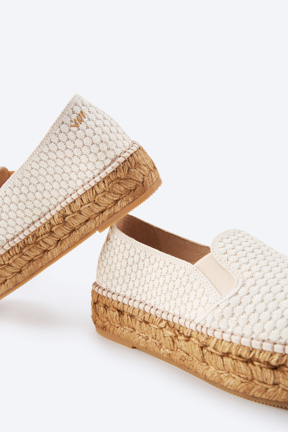 Castell Limited Edition White Mesh Canvas Slip On Women Espadrille Flats Back Detail
