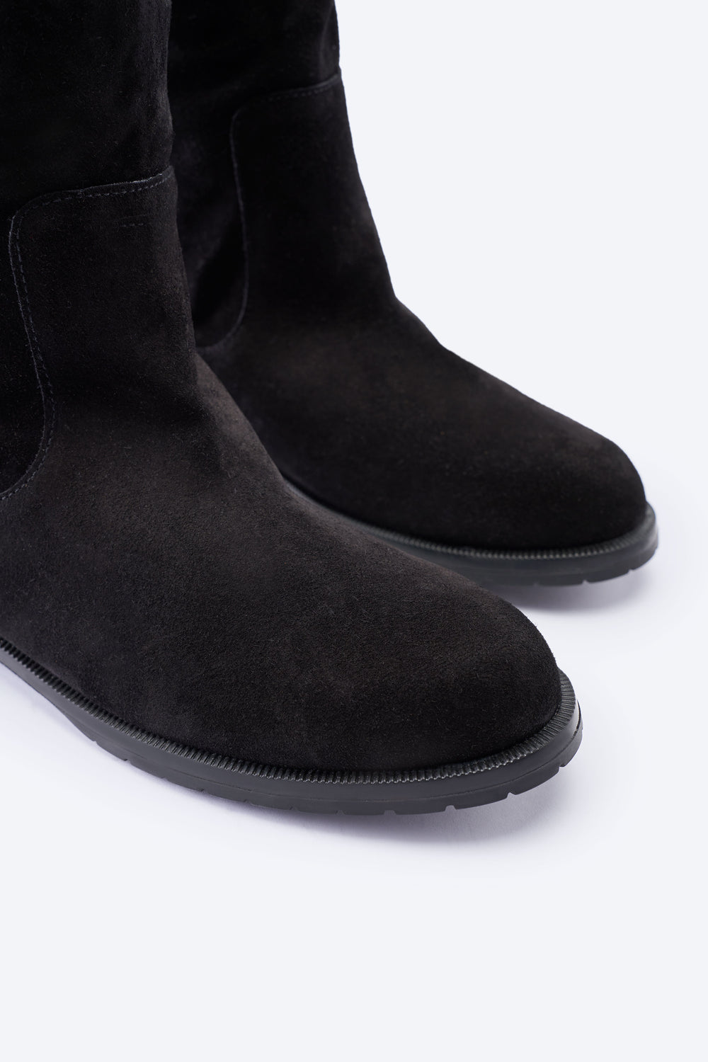 Viscata Cremona Black Suede Women Flat Boots Rounded Closed Toe Close-up