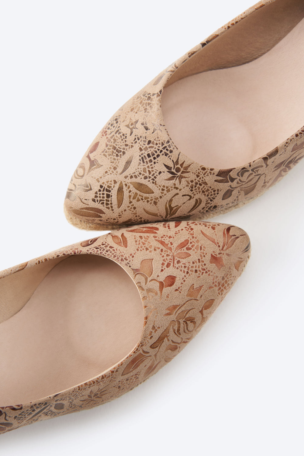 Roses U Cut Limited Edition Floral Jacquard Print Canvas Slip On Women Espadrille Medium Heel Wedges Pointed Closed Toe Detail
