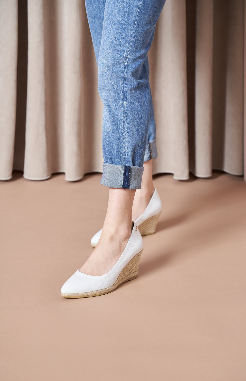 Roses U Cut Limited Edition White Canvas Slip On Women Espadrille Wedges Legs