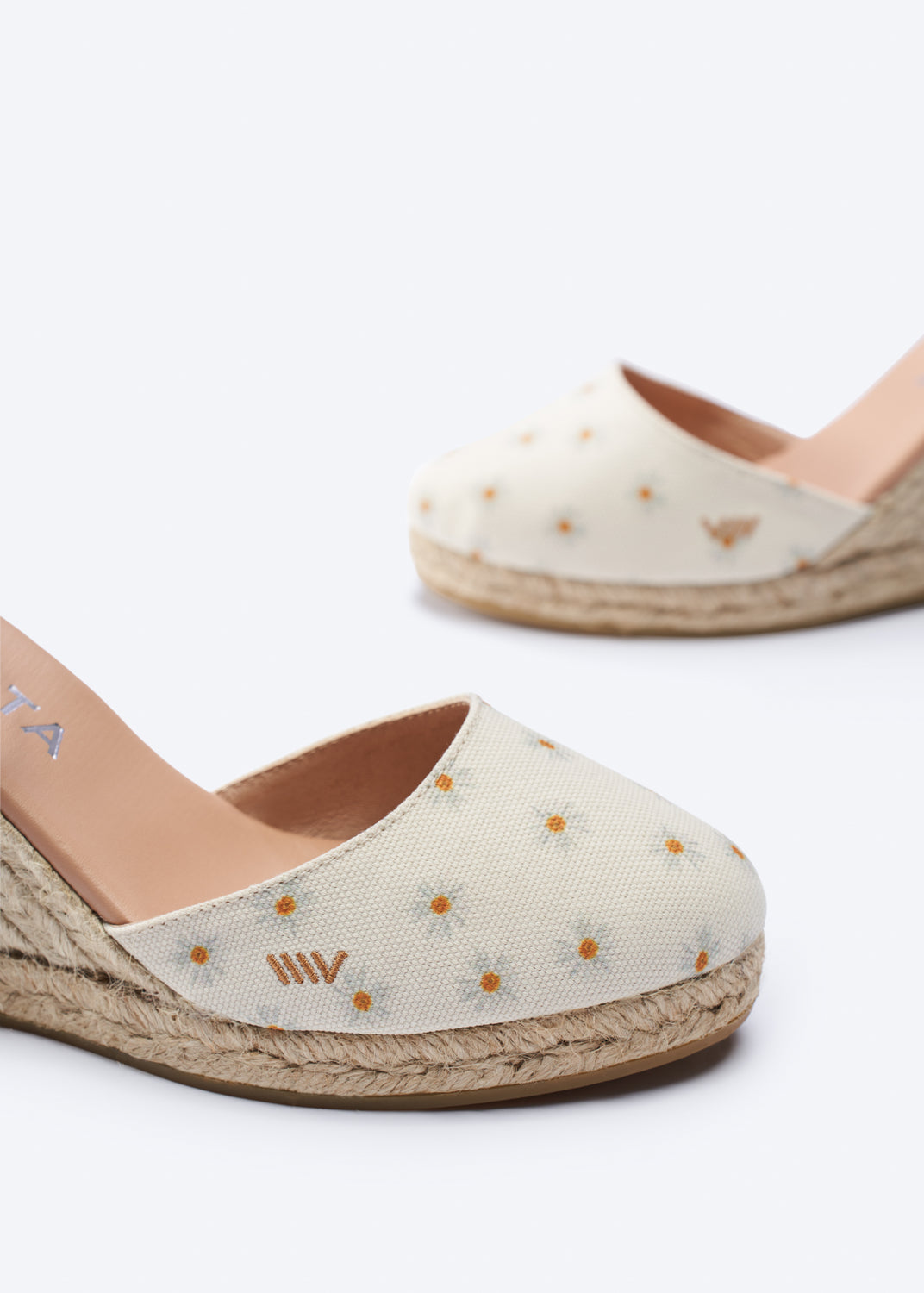 Estartit Limited Edition Daisy Pattern Canvas Ankle Strap Women High Heel Espadrille Wedges Closed Toe Detail