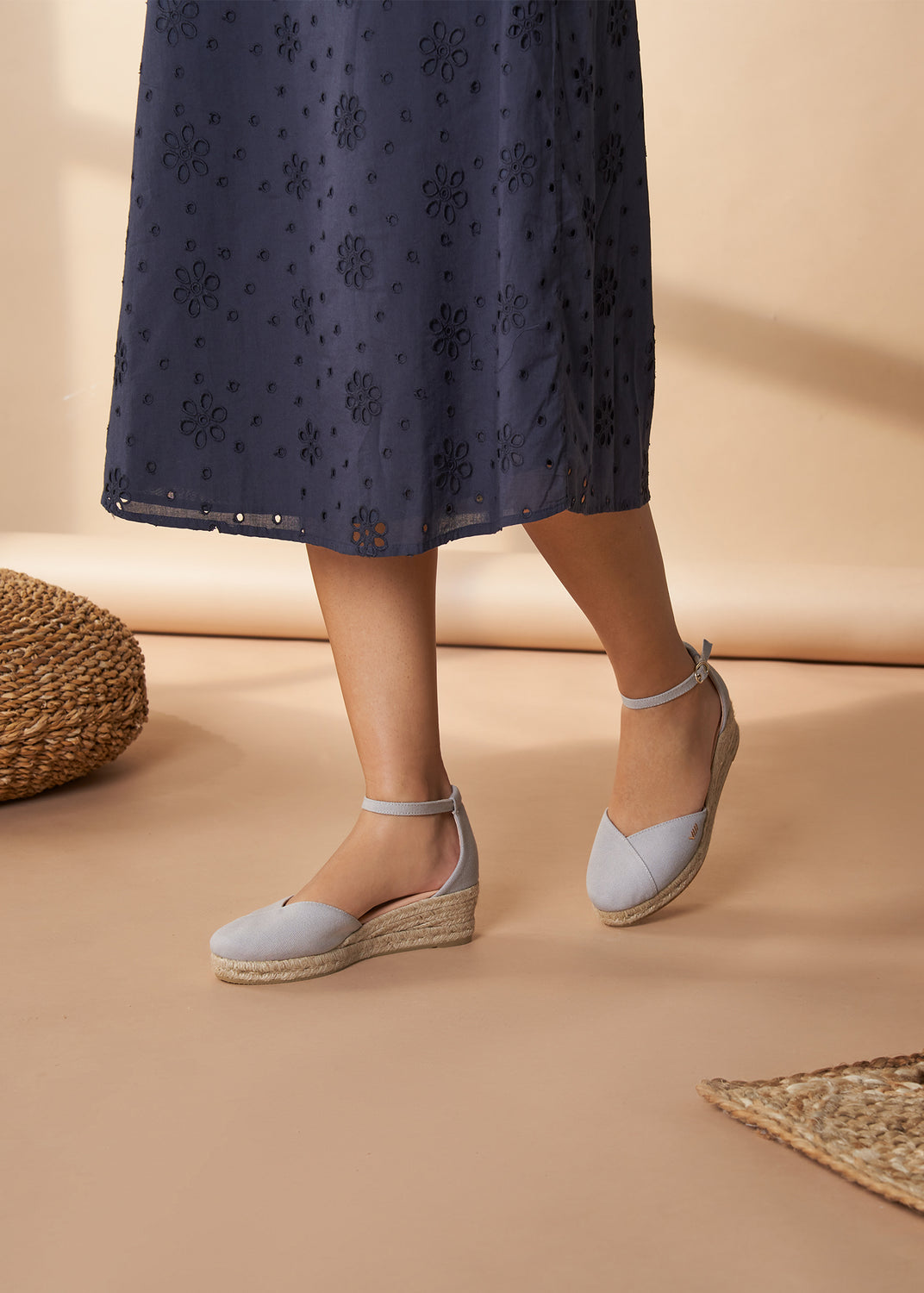 Formiga Ash Grey Canvas Ankle Strap Women Espadrille Wedges Legs