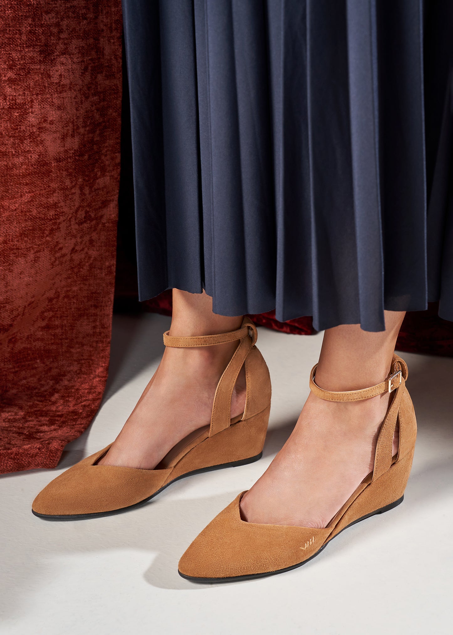 Garda Camel Suede Ankle Strap Woman Wedge Shoes Legs