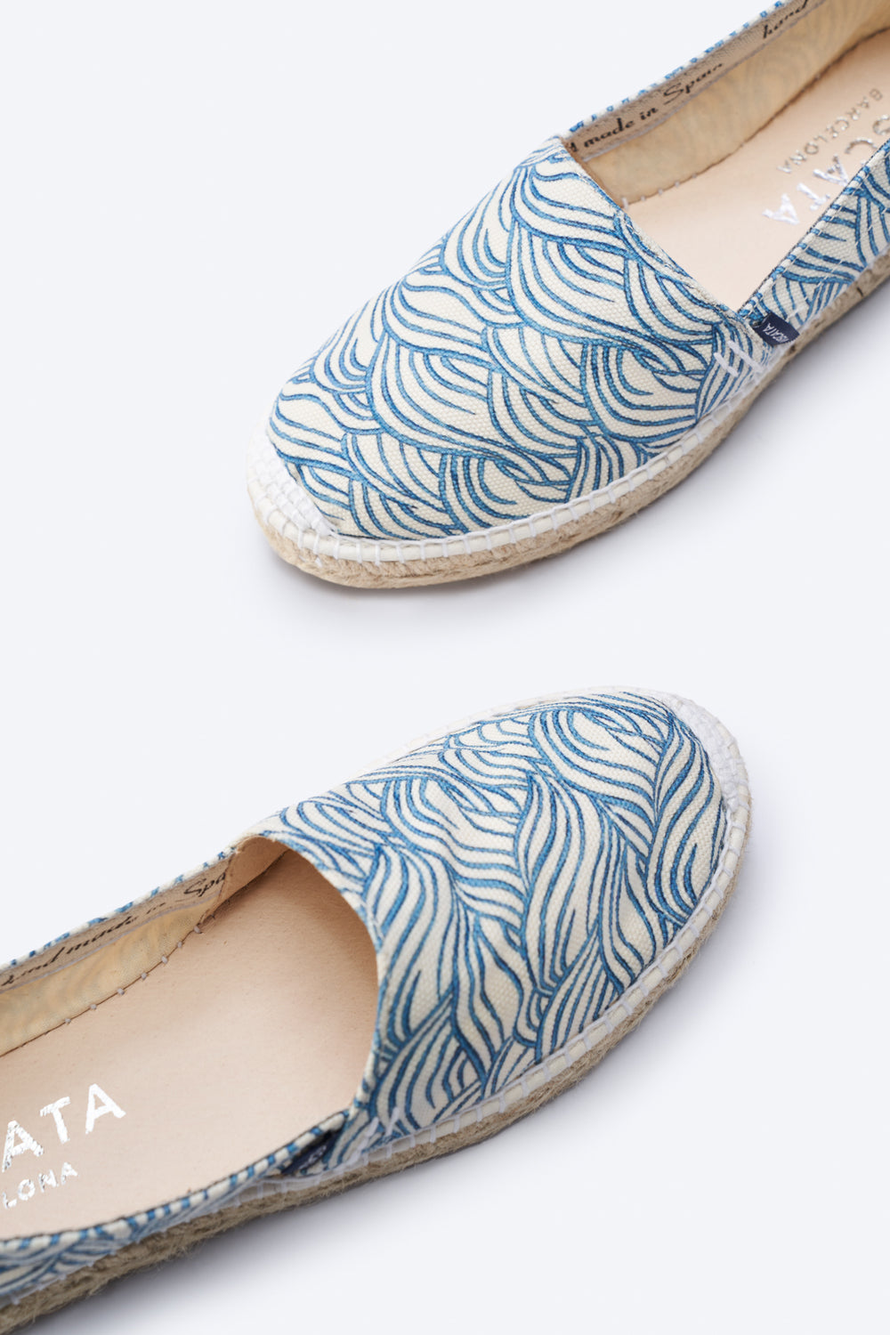 Llafranc Limited Edition Ocean Waves Canvas Slip On Women Rounded Closed Toe Espadrille Flats