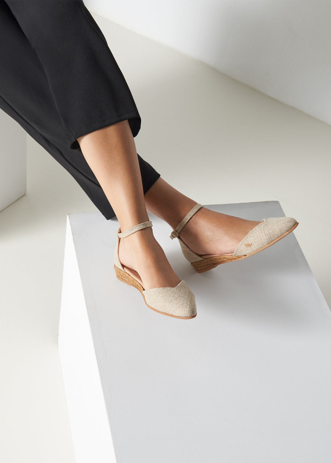 Montroig Limited Edition Gold Canvas Ankle Strap V Cut Closed Toe Women Espadrille Flats Legs