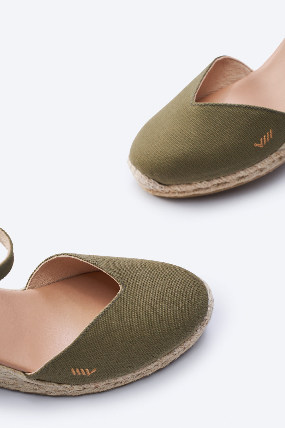 Reus Limited Edition Olive Canvas Ankle Strap Women Espadrille Wedges Closed Toe Detail