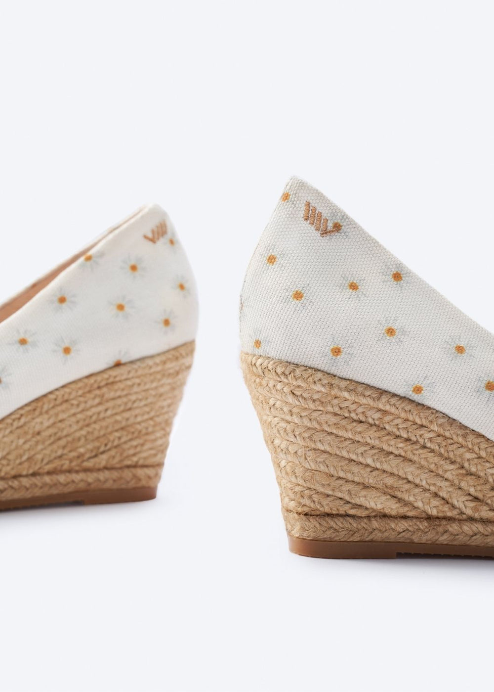 Roses V Cut Limited Edition Daisy Pattern Canvas Slip On Women Espadrille Wedges Back Detail