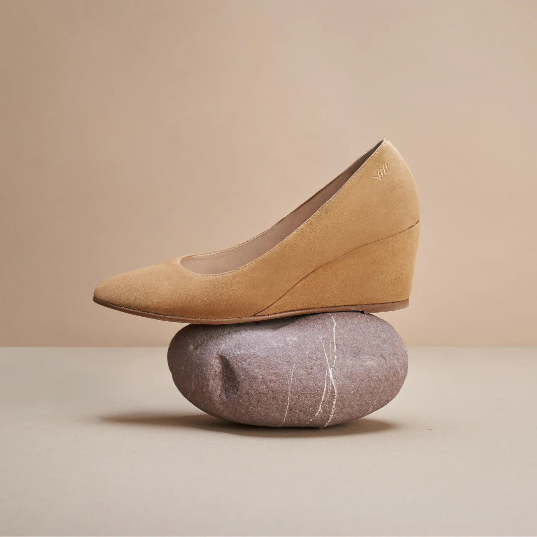 Verona Suede Camel medium wedge shoe