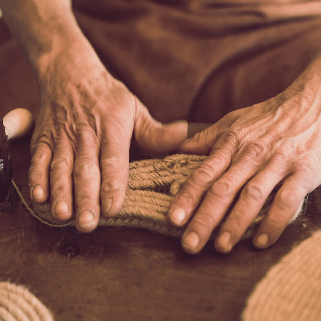 Handcraft of a natural jute sole