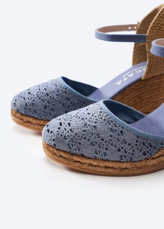 Satuna Crochet Wedges